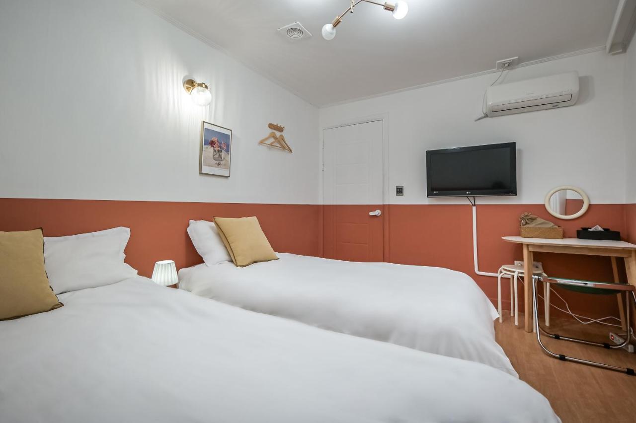 Ssh Myeongdong Dongdo Hostel Seoul Exteriör bild