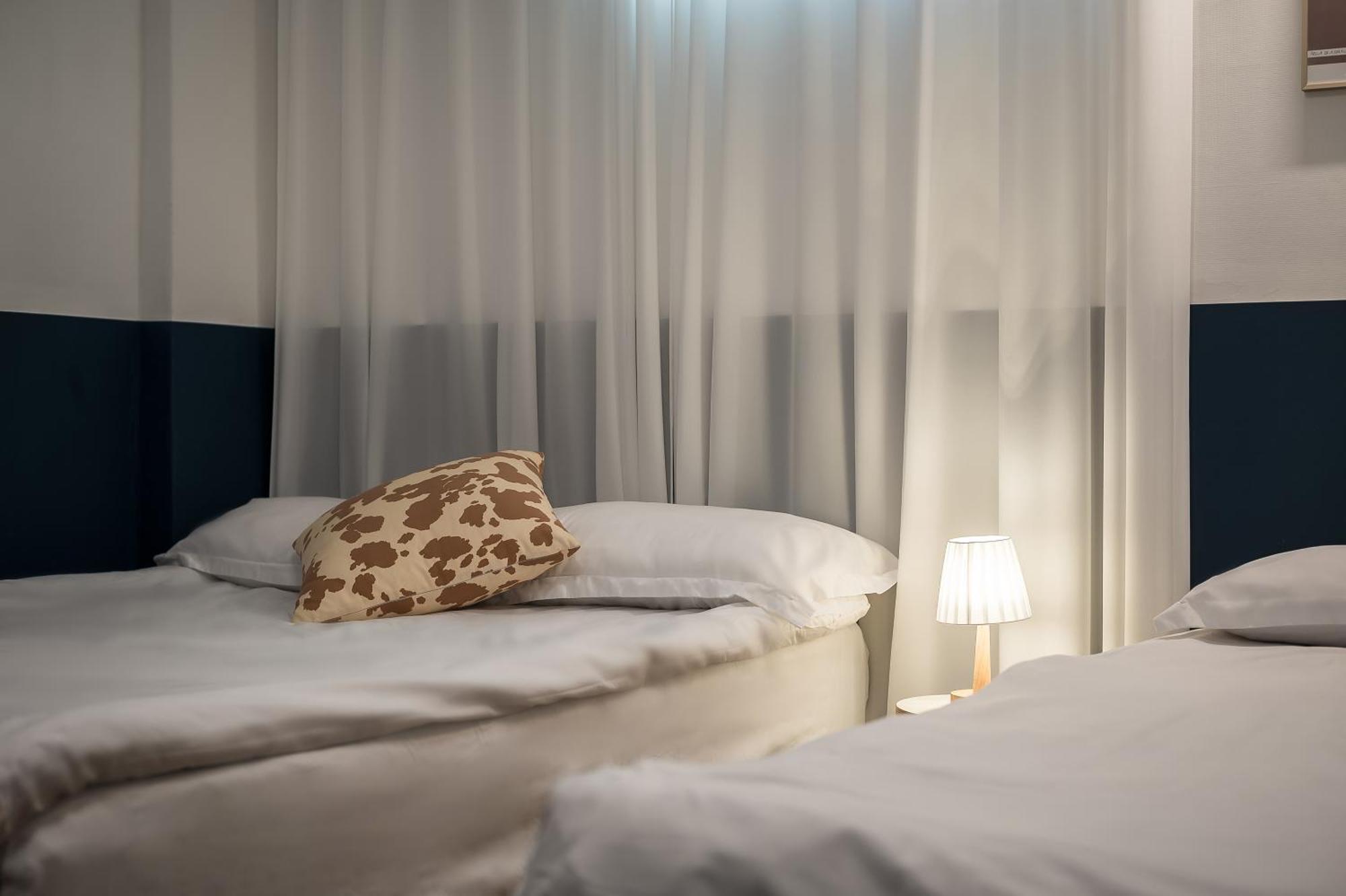 Ssh Myeongdong Dongdo Hostel Seoul Exteriör bild