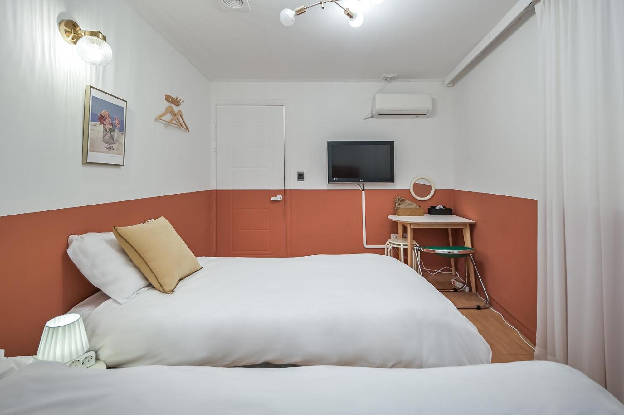 Ssh Myeongdong Dongdo Hostel Seoul Rum bild